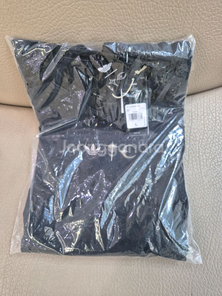 아디다스 x 떠그클럽 티셔츠 블랙 KR사이즈(L)--0