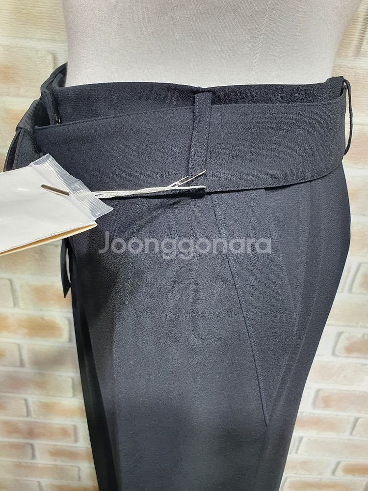 택부착 K L BY LYNN 정품 도톰 폴리 와이드팬츠--5