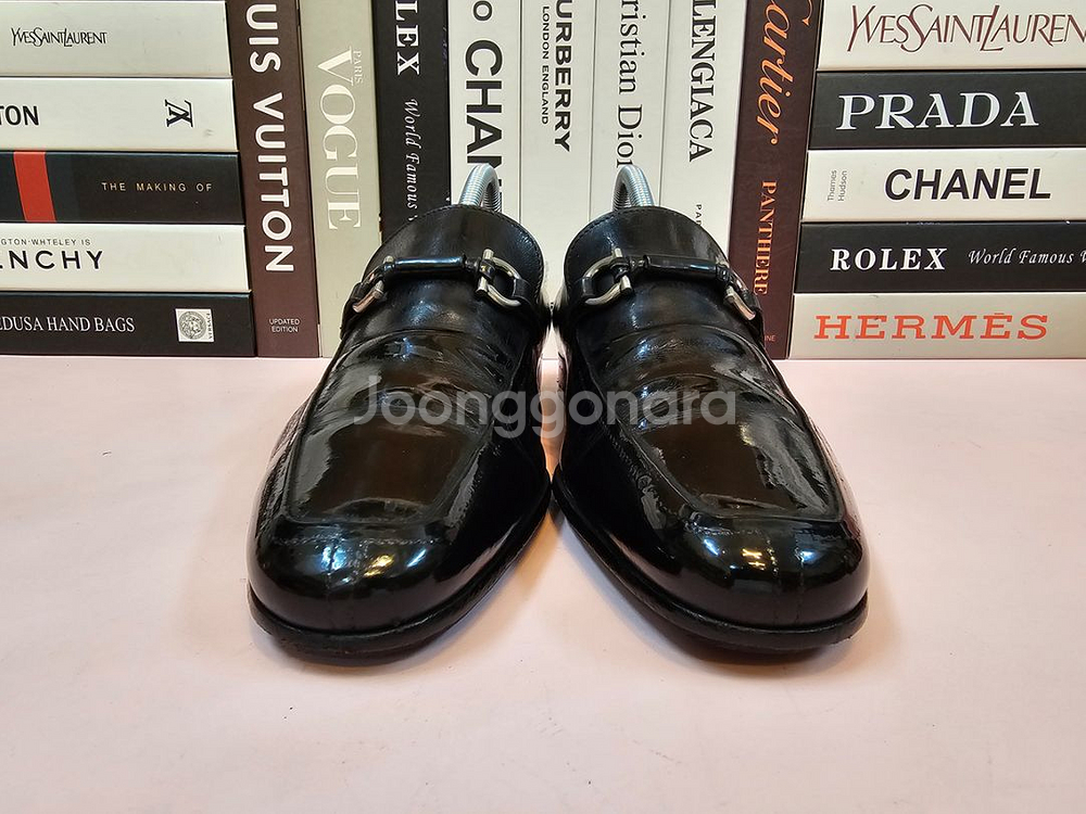 페라가모 남성 로퍼 구두 260--1