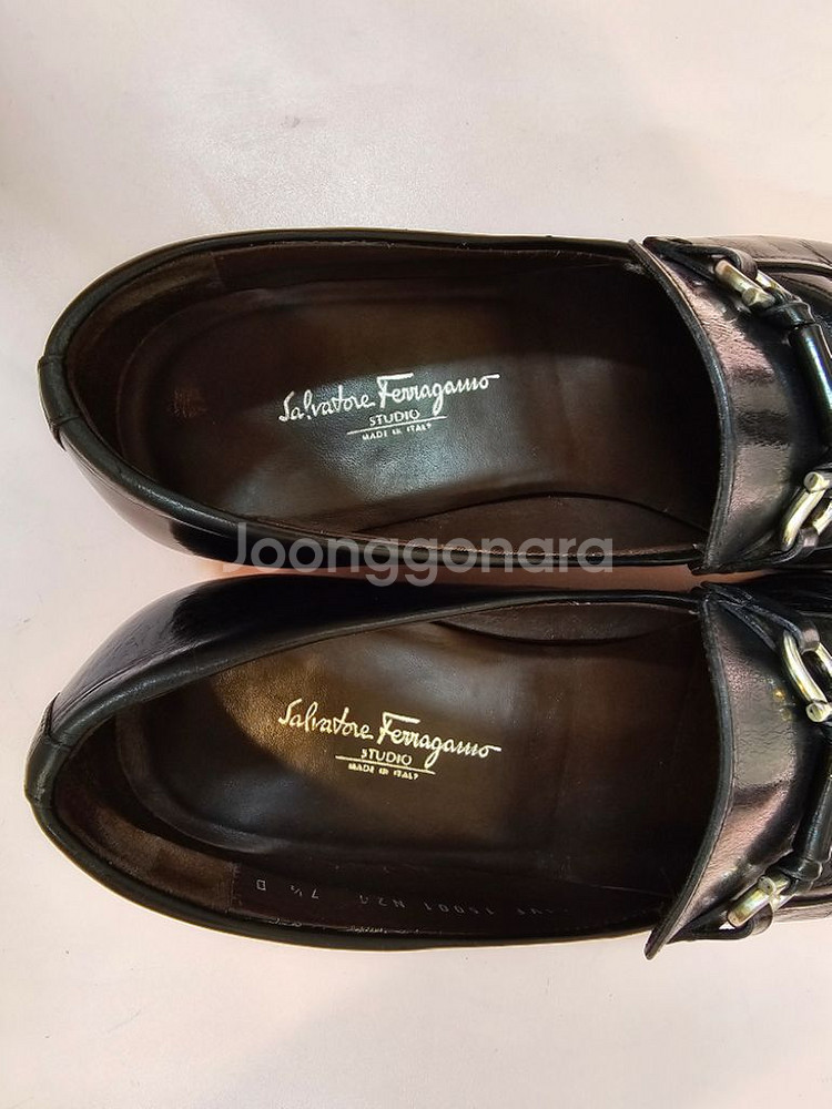 페라가모 남성 로퍼 구두 260--5