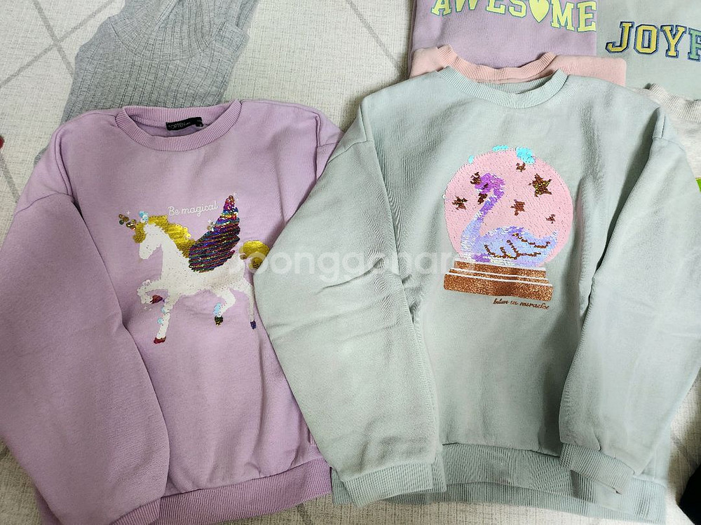 쌍둥이여아 130사이즈 일괄판매--2