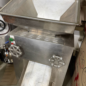 본쇄기 돌로라 스텐