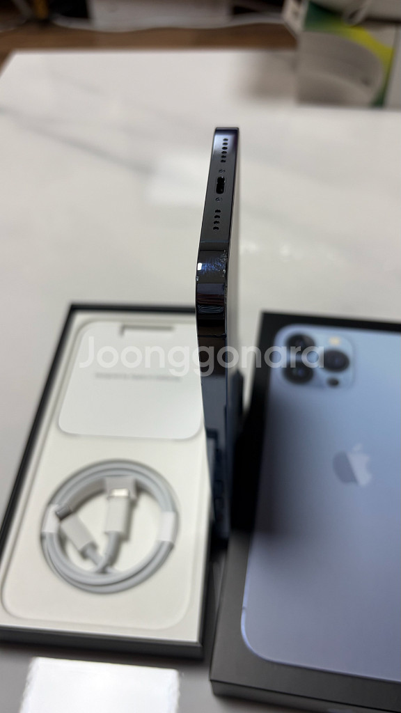 아이폰 13 프로맥스 시에라 블루 256GB--5