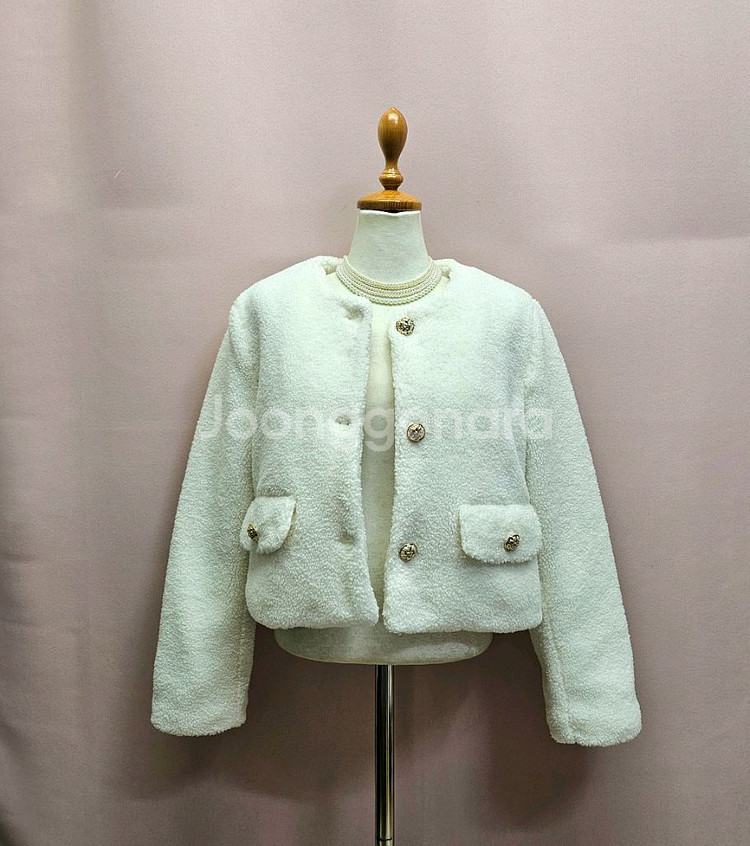 (새상품) 러블리 뽀글이 누빔 금장 자켓--2