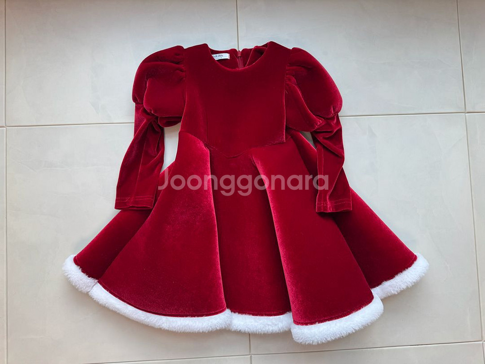 포크칩스 벨벳 원피스 (M사이즈--0