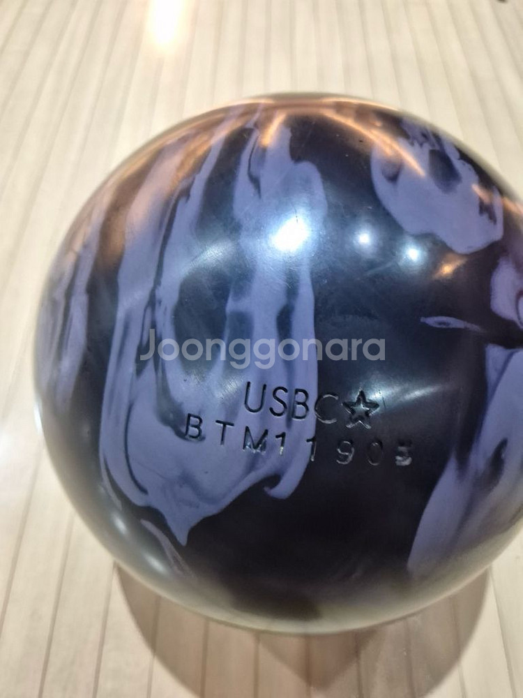 블랙위도우 매니아 솔리드 15파운드 볼링공--3