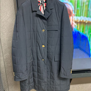 톰브라운 백삼선 패딩코트 4사이즈