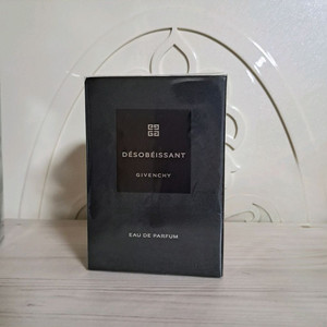 드 지방시 데조베이상, 가르송 망게(가르송 망께)