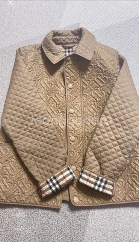 버버리 퀄팅자켓 14y 164cm--0