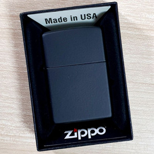 지포 정품 레귤러 블랙 매트 라이터 - G038