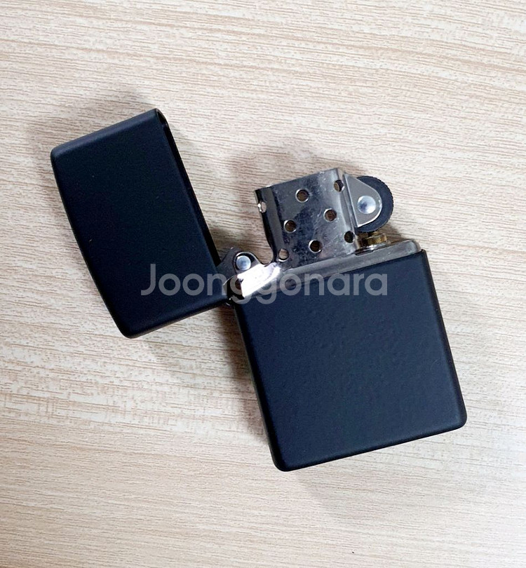 지포 정품 레귤러 블랙 매트 라이터 - G038--5