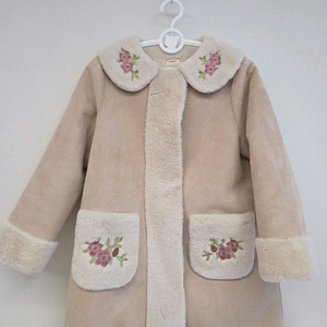 룰라비 프렌치캣 무스탕 패딩 130