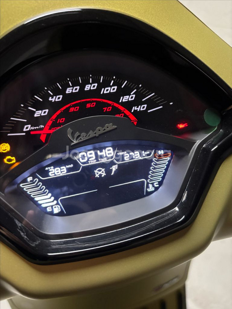 2024 베스파 GTS125 슈퍼스포츠 판매합니다.--2
