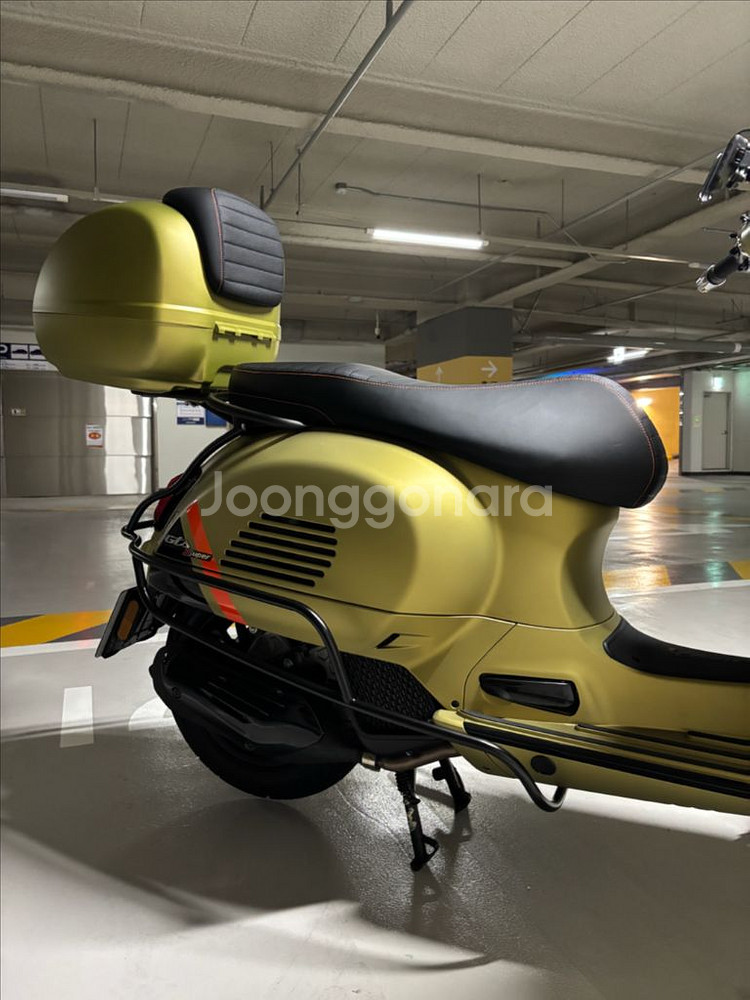 2024 베스파 GTS125 슈퍼스포츠 판매합니다.--5