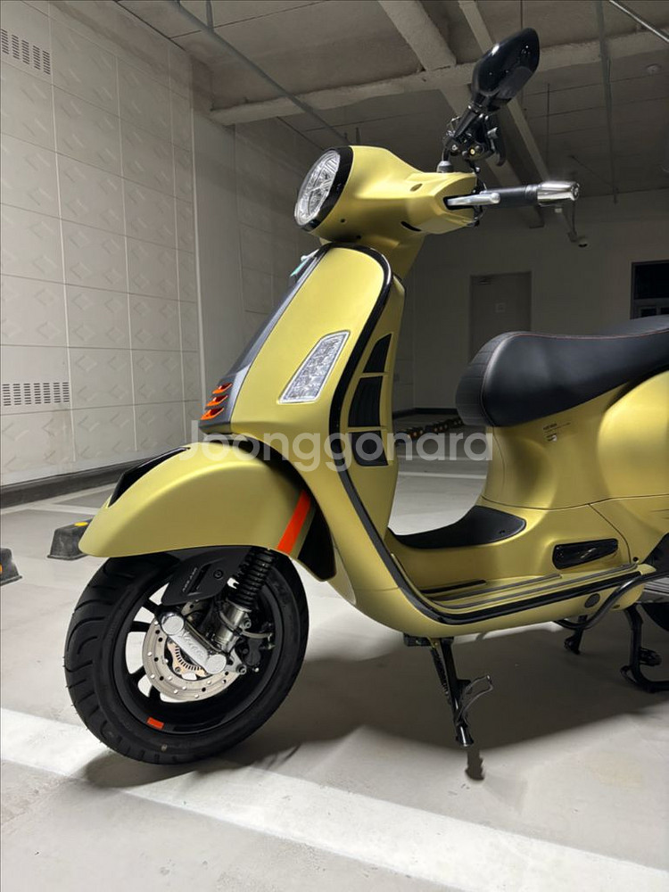 2024 베스파 GTS125 슈퍼스포츠 판매합니다.--8