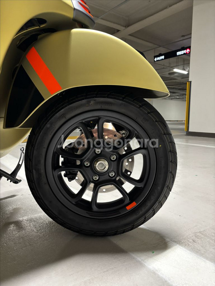 2024 베스파 GTS125 슈퍼스포츠 판매합니다.--6