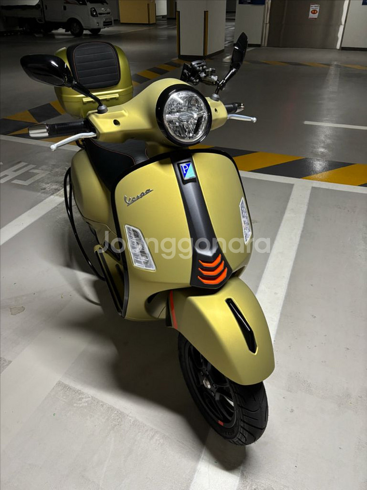 2024 베스파 GTS125 슈퍼스포츠 판매합니다.--7