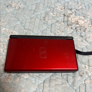 닌텐도 ds lite 레드 (만능 칩 포함)