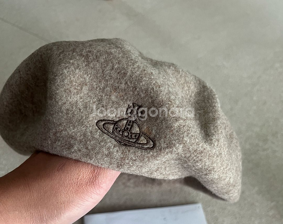 비비안웨스트우드 베레모--1