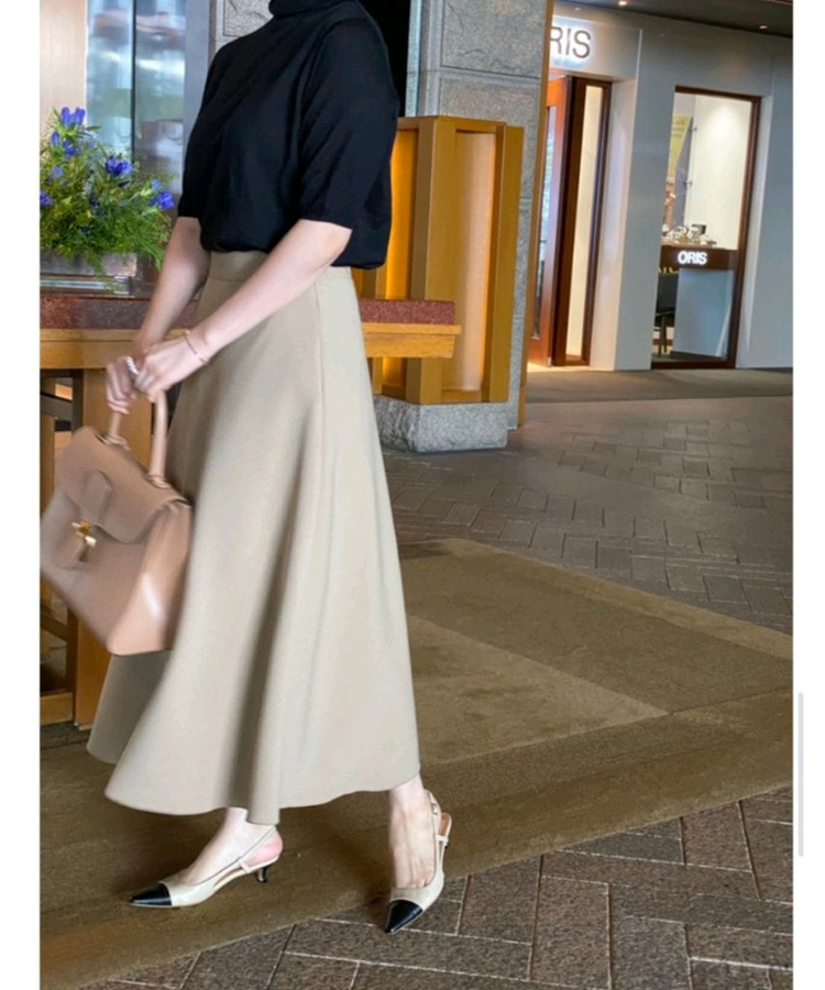 새상품)블룸인메이 제작 단추 훌 스커트S--1