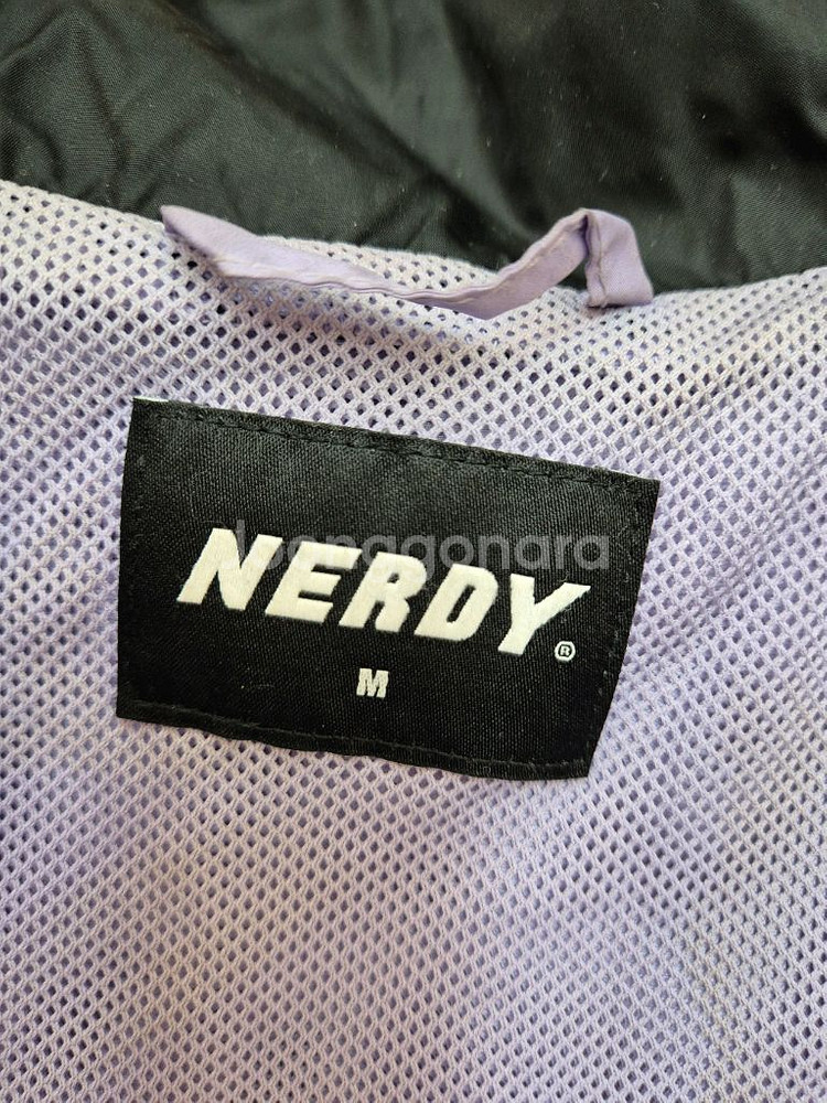 널디 바람막이 자켓 M 사이즈입니다색상은 퍼플과 블랙--3