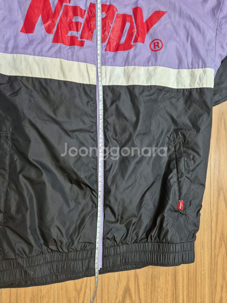 널디 바람막이 자켓 M 사이즈입니다색상은 퍼플과 블랙--2