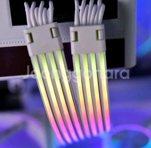 리안리 스트리머 8핀 ARGB 케이블--2