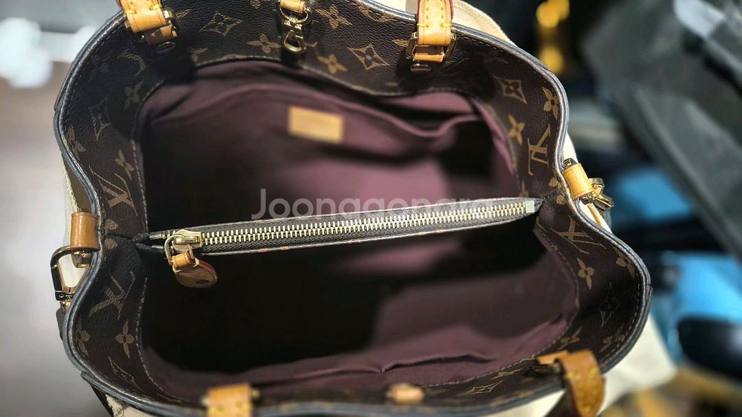 루이비통 모노그램 가방--8