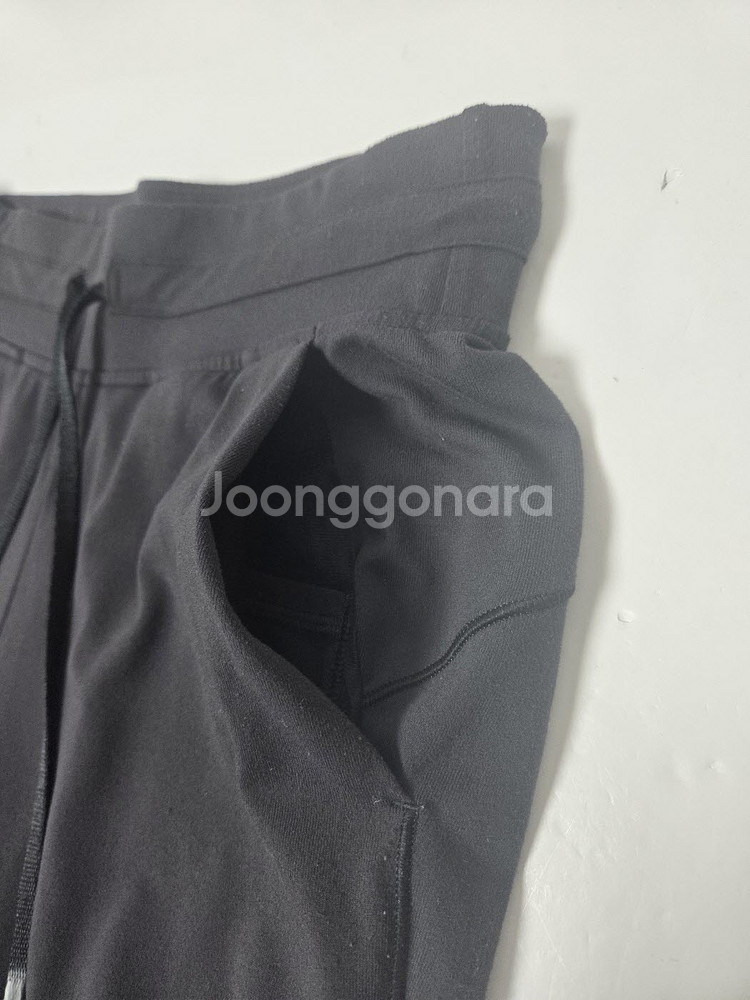 룰루레몬 여성 드로스트링 조거 팬츠 블랙(M)--3