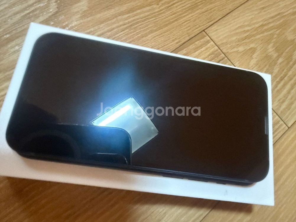 아이폰 13 미니 단순개봉후 충전 1회--6