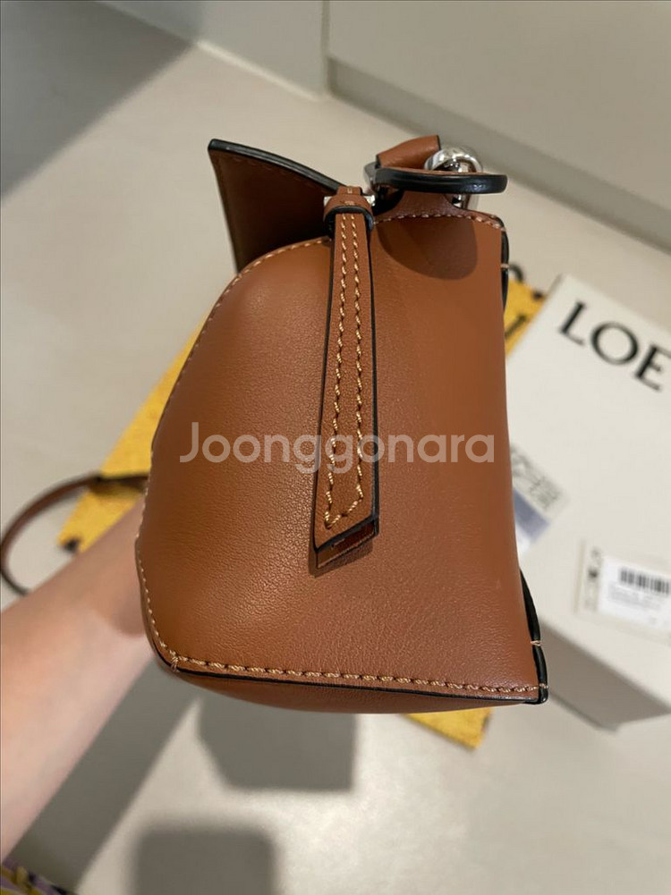 로에베 퍼즐백 미니--2