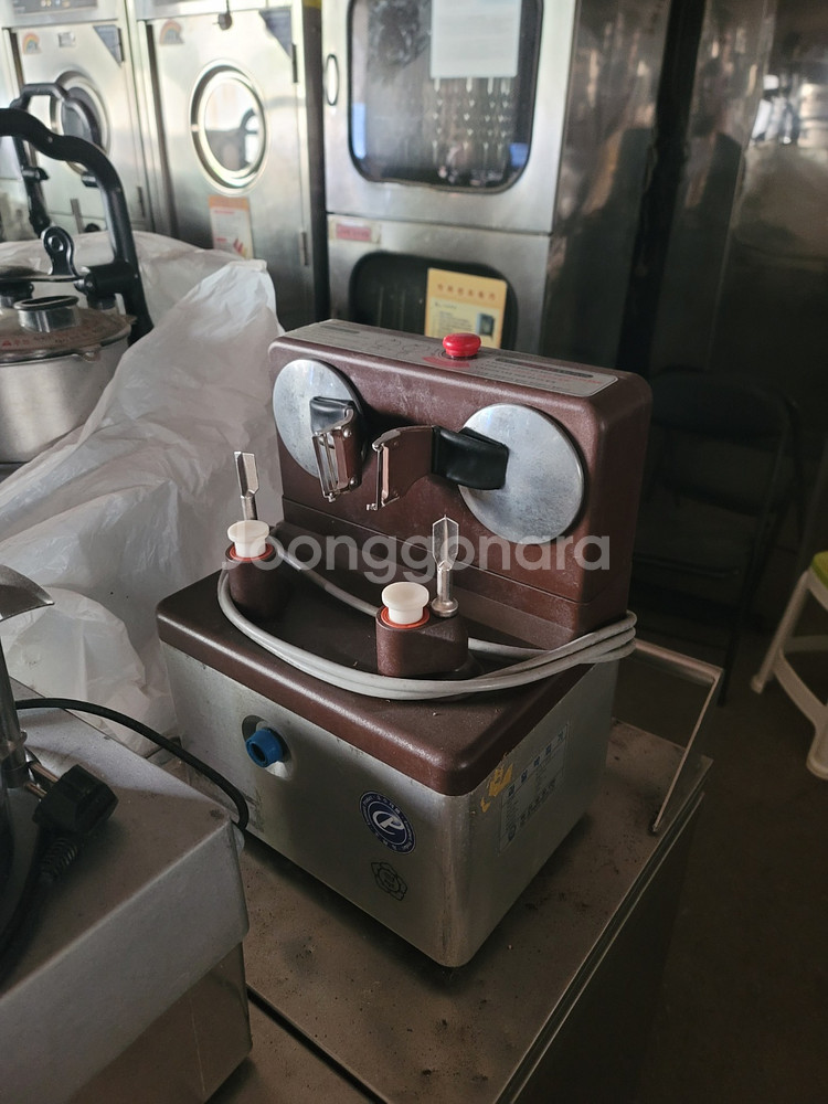 과일 깎는 기계.사과탈피기..감탈피기..과일 박피기..--0