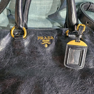 프라다 토트백