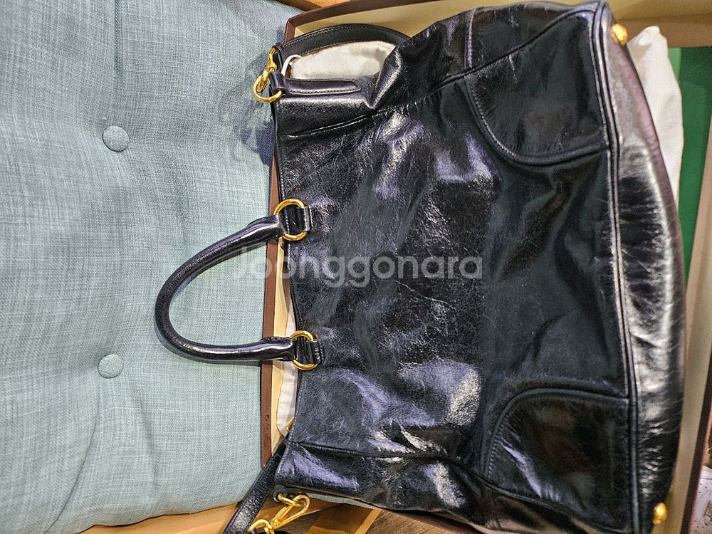 프라다 토트백--2