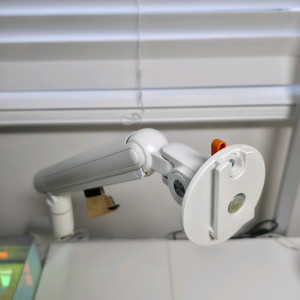 카멜마운트 고든 디자인 슬림형 싱글 모니터암 GDA2