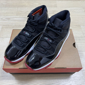 [270] 새제품 조던11 브레드 2019