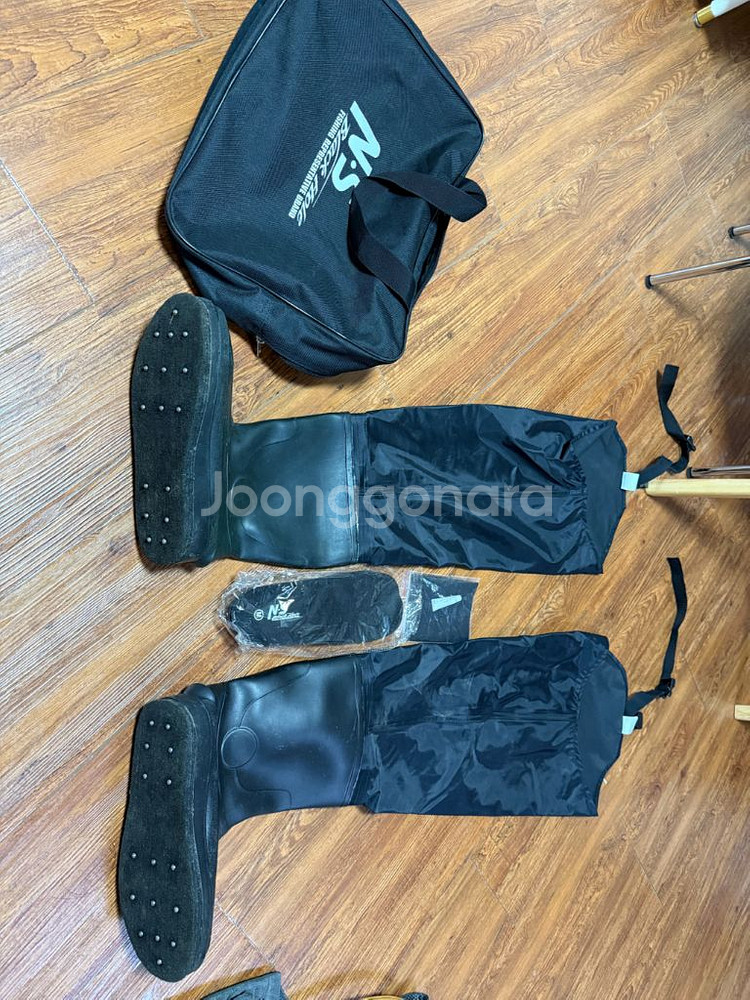 쏘가리 계류낚시 허벅지장화 판매합니다--3