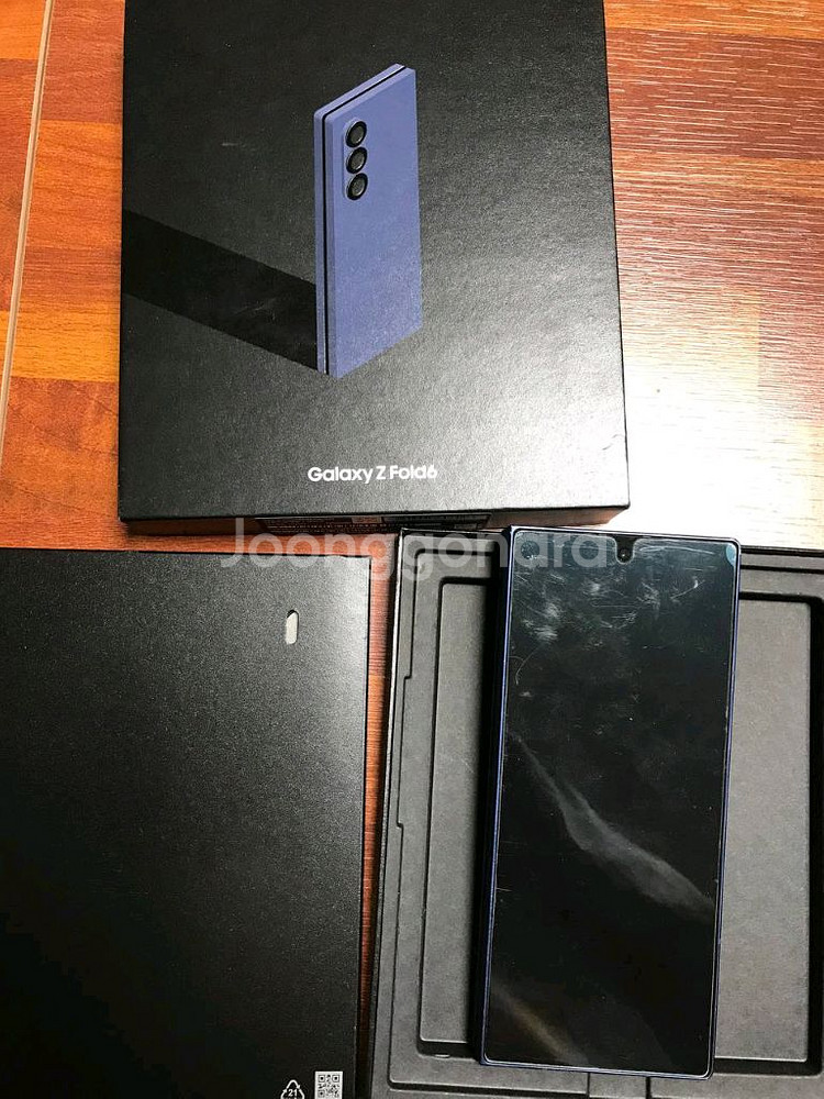 갤럭시 폴드 6 256기가 팝니다--0
