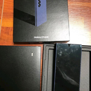 갤럭시 폴드 6 256기가 팝니다