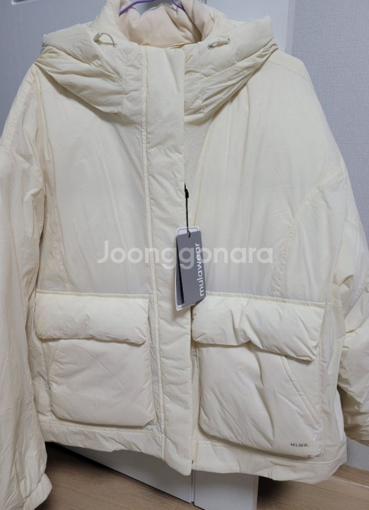 뮬라웨어 다운패딩 M 오버핏 새상품--0