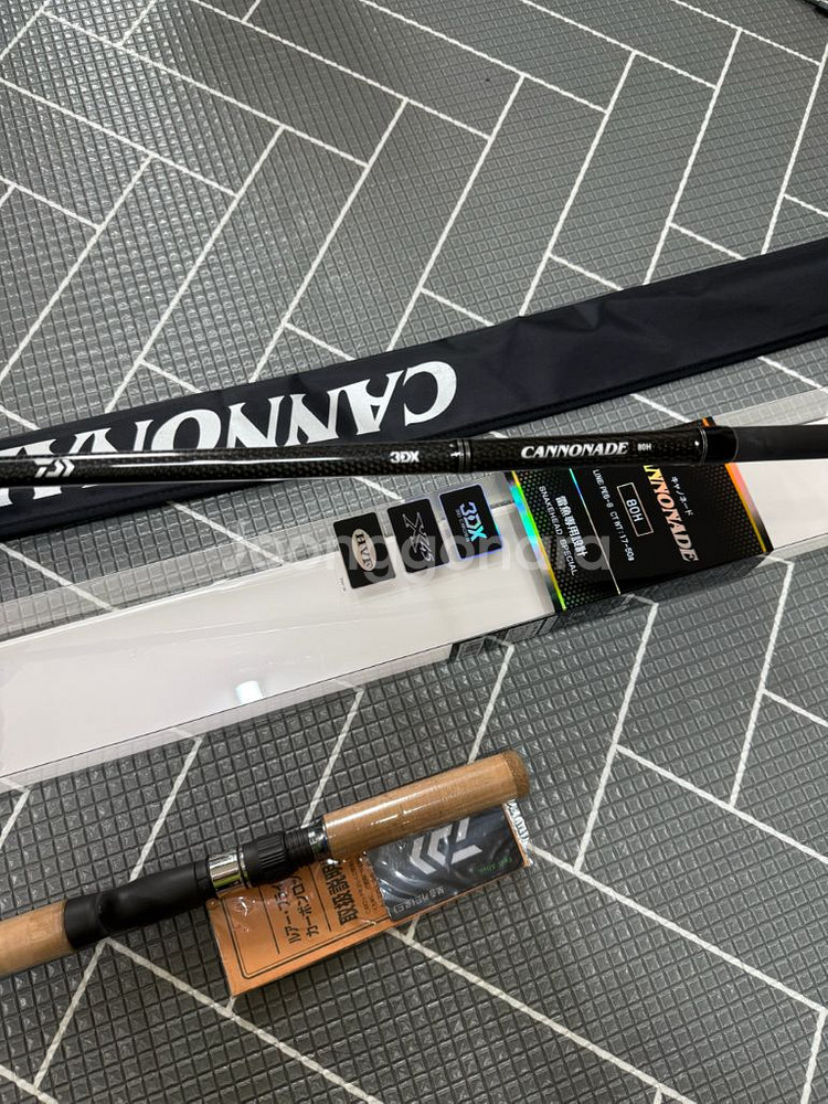 다이와 캐노네이드 가물치낚시대 거의 새상품 판매합니다--4