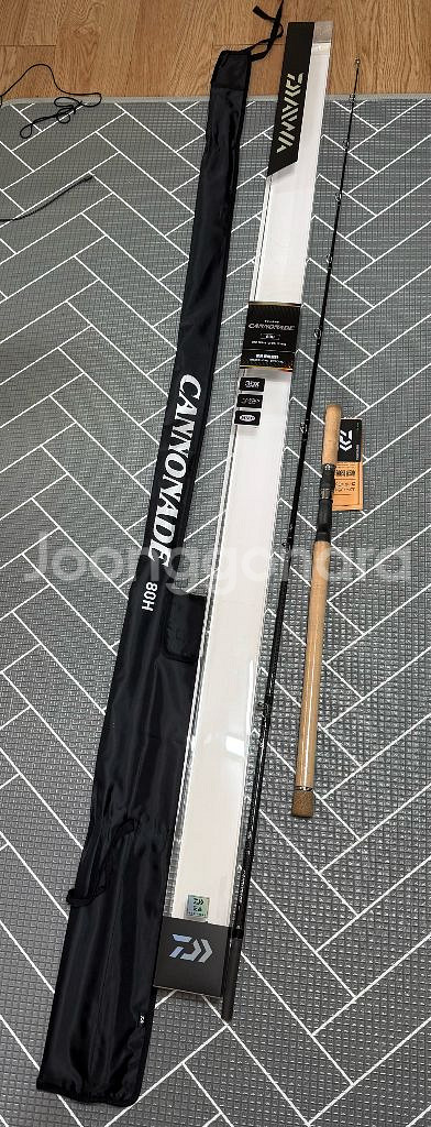 다이와 캐노네이드 가물치낚시대 거의 새상품 판매합니다--0
