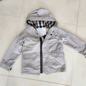 버버리키즈자켓 이미지