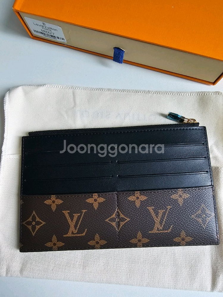 루이비통 모노그램 장지갑--1