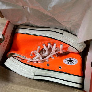 컨버스 척테일러 시즈널 형광 오렌지 240