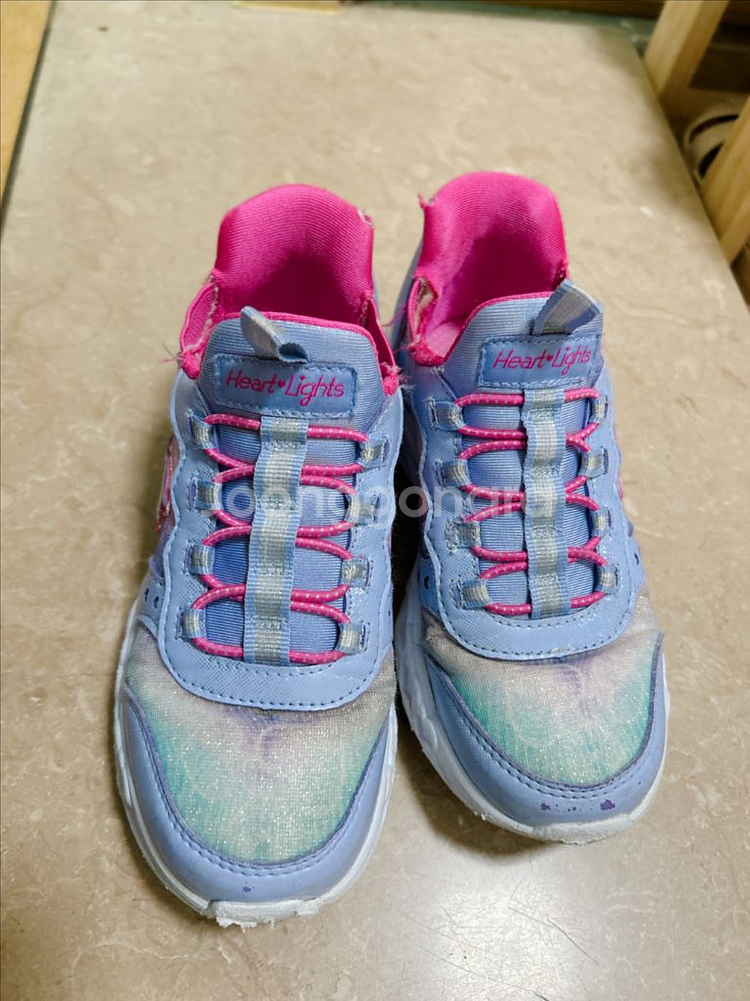 스케쳐스키즈 여아 슬립인스 운동화 180사이즈--1