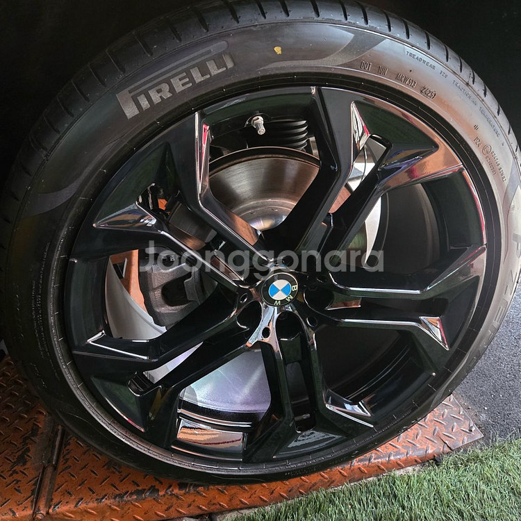 X5 출고타이어 피렐리 피제로--2