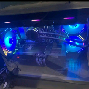 컴퓨터 본체 고사양 7800X3D RX9070