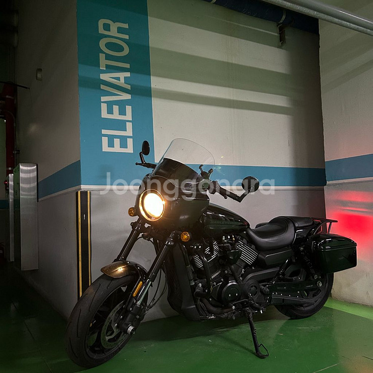 할리데이비슨 스트릿,스트리트로드750 레블,로얄엔필드--0