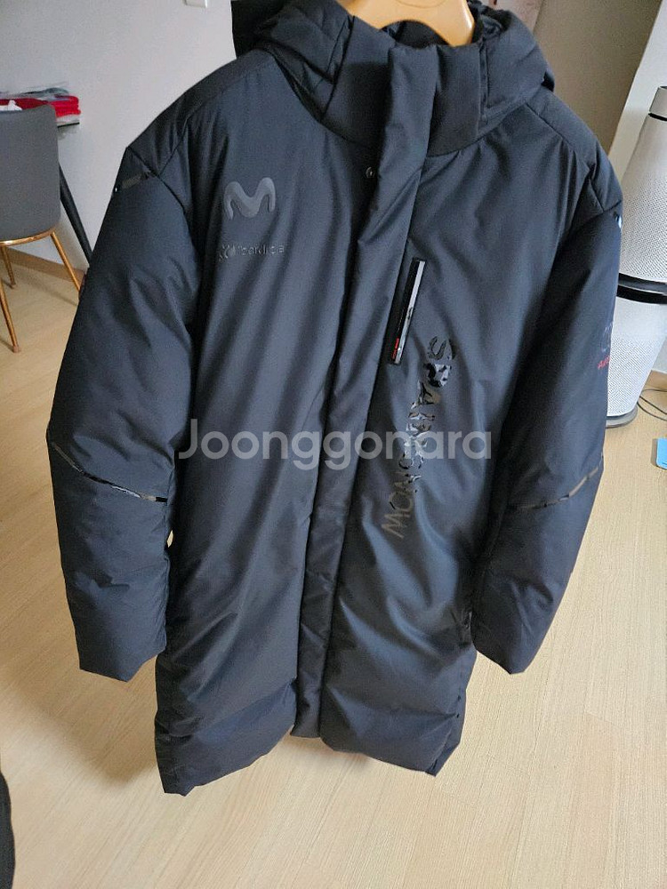 데상트 24FW 더미작스한정판 롱패딩팔아요(105)--1